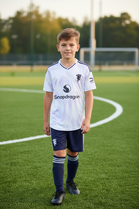 Manchester United Away 25/26 Mini Kit Kids